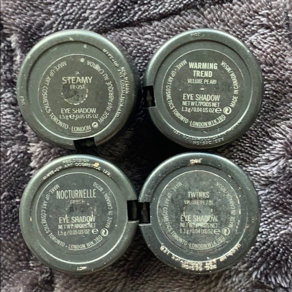 MAC Cosmetics Eyeshadow Set of 10 + Eyeliner - Picture 4 of 6